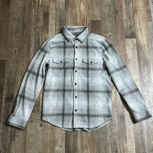 Men’s Express Casual Button Down Shirt